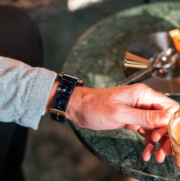 Apple Watch Leder Armband MILANO-Design blau (Adapter gold) - GOLDBLACKpremium
