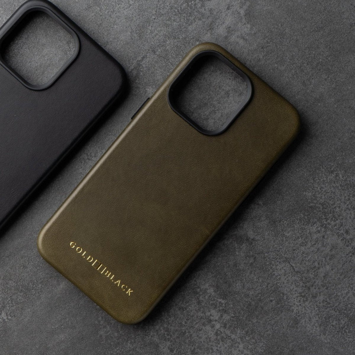 iPhone 15 Pro Max Lederhülle Luxe grün mit MagSafe - GOLDBLACKpremium